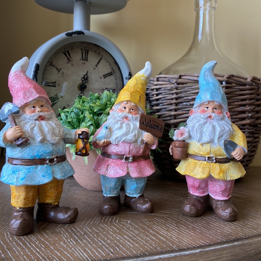 Modern Farmhouse Rustic Garden Gnome Statue Set of 3 EUC!!